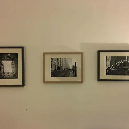 Le Studio Des Artistes Apartment *
